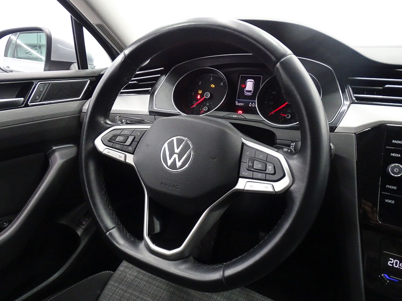 Foto Volkswagen Passat 16