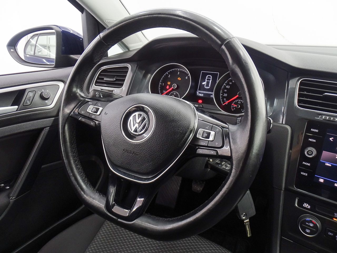 Foto Volkswagen Golf 17