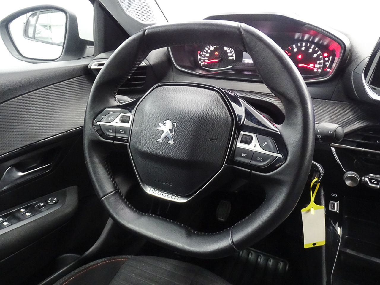 Foto Peugeot 208 17