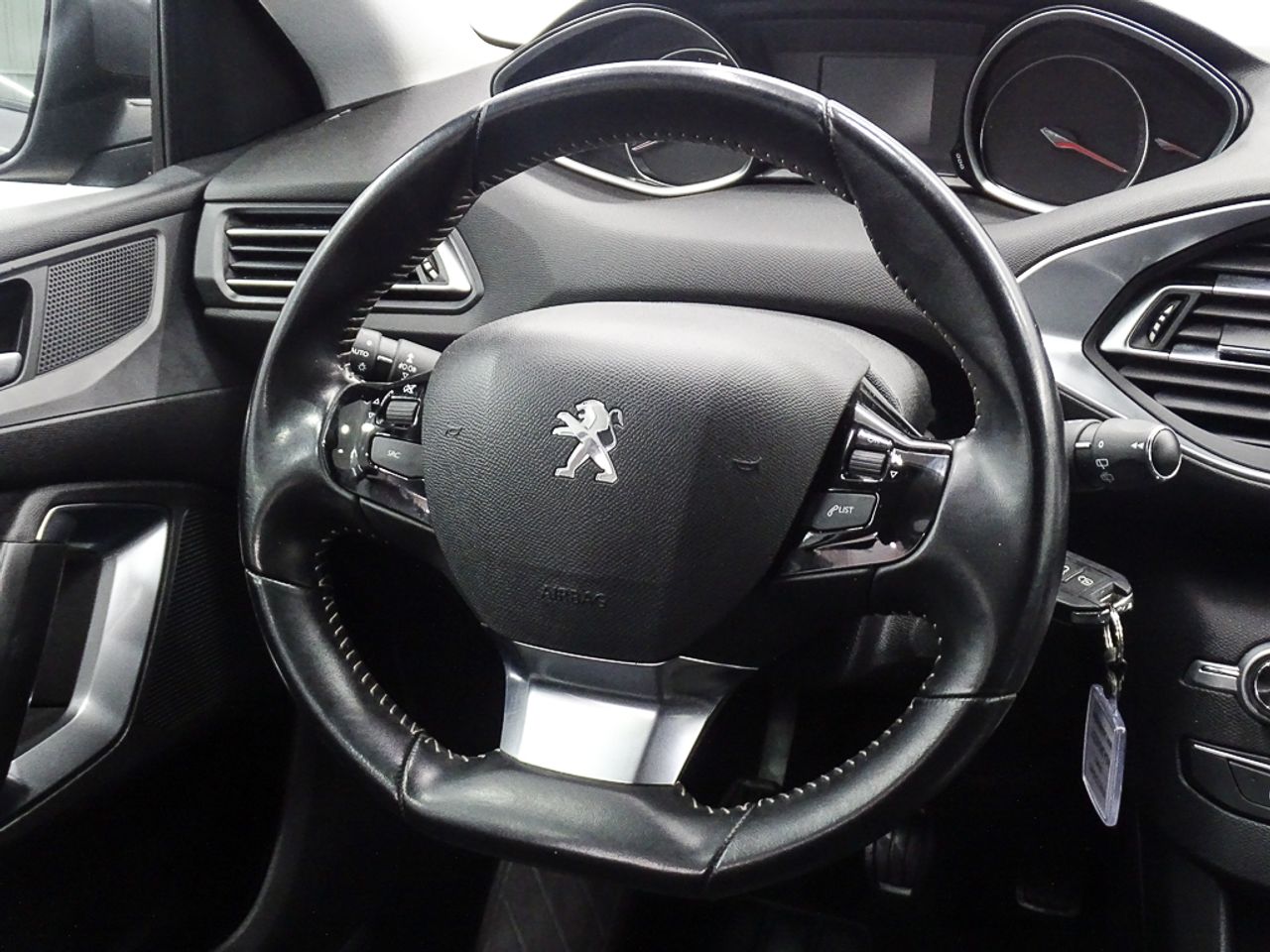 Foto Peugeot 308 16