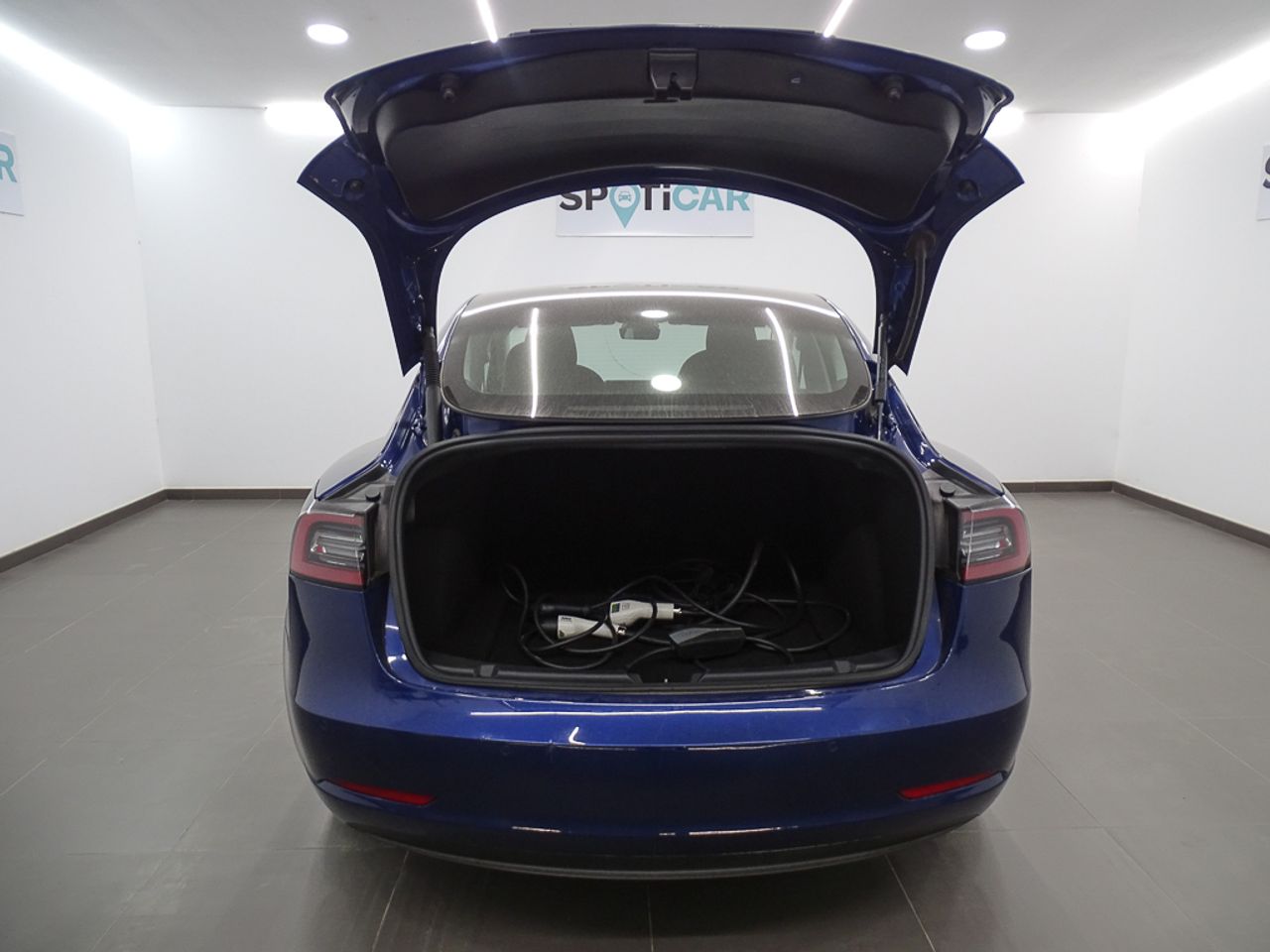 Foto Tesla Model 3 26