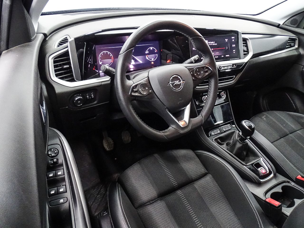 Foto Opel Grandland X 12