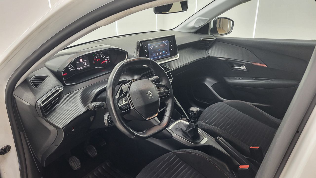 Foto Peugeot 208 16