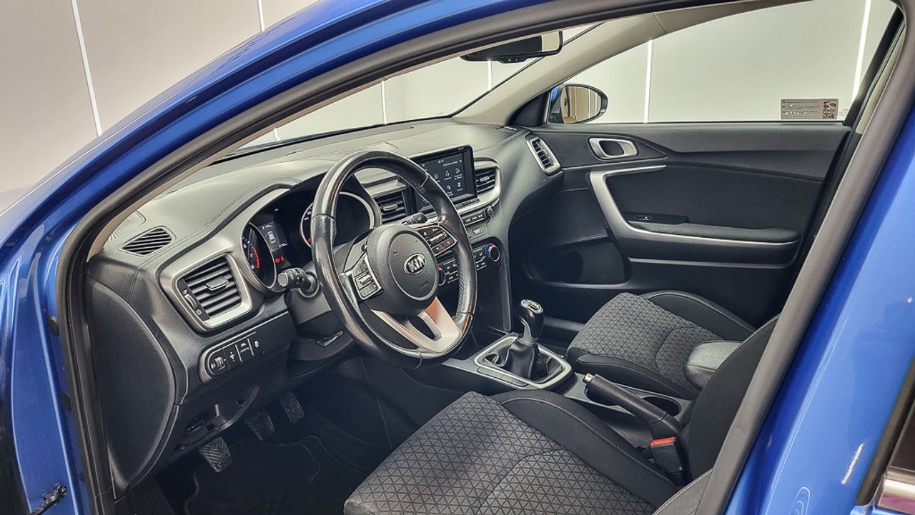 Foto Kia Ceed 14