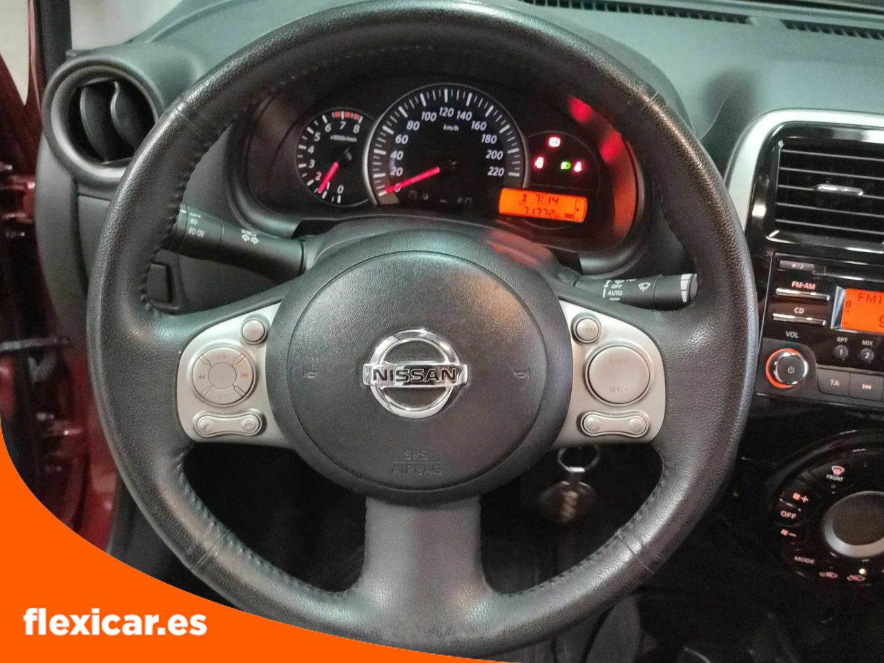 Foto Nissan Micra 12