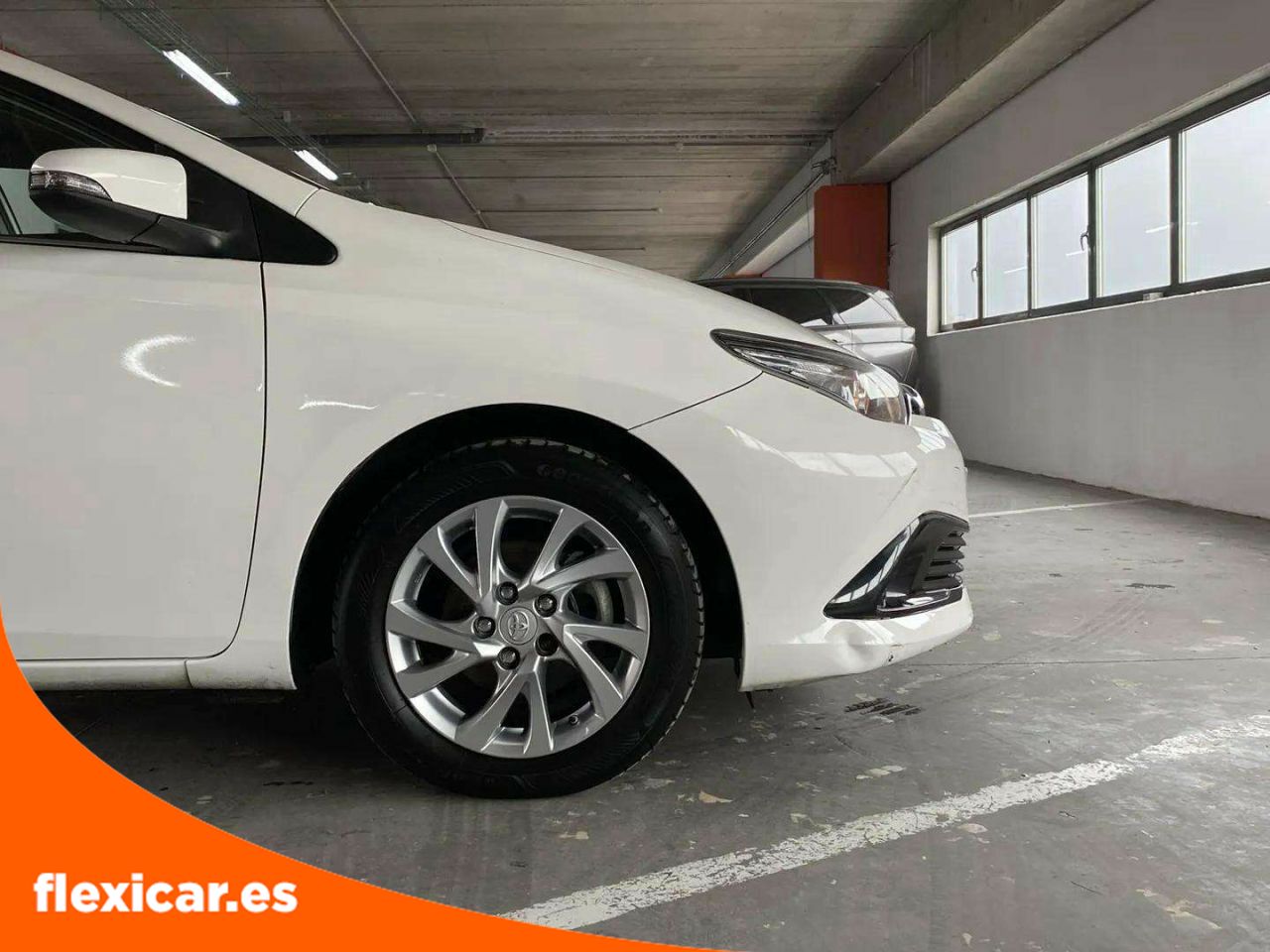 Foto Toyota Auris 17