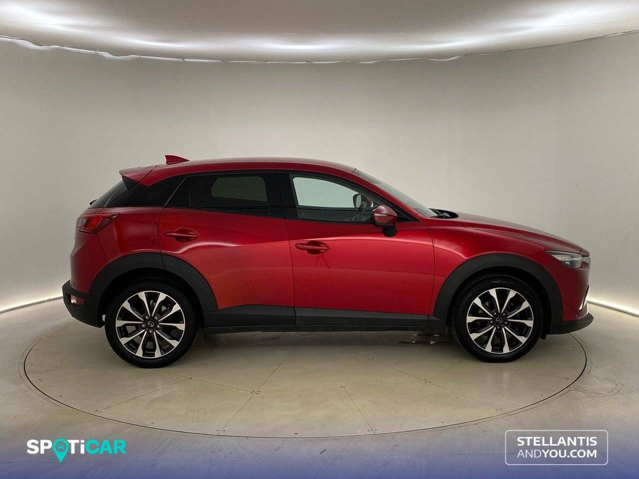 Foto Mazda CX-3 4