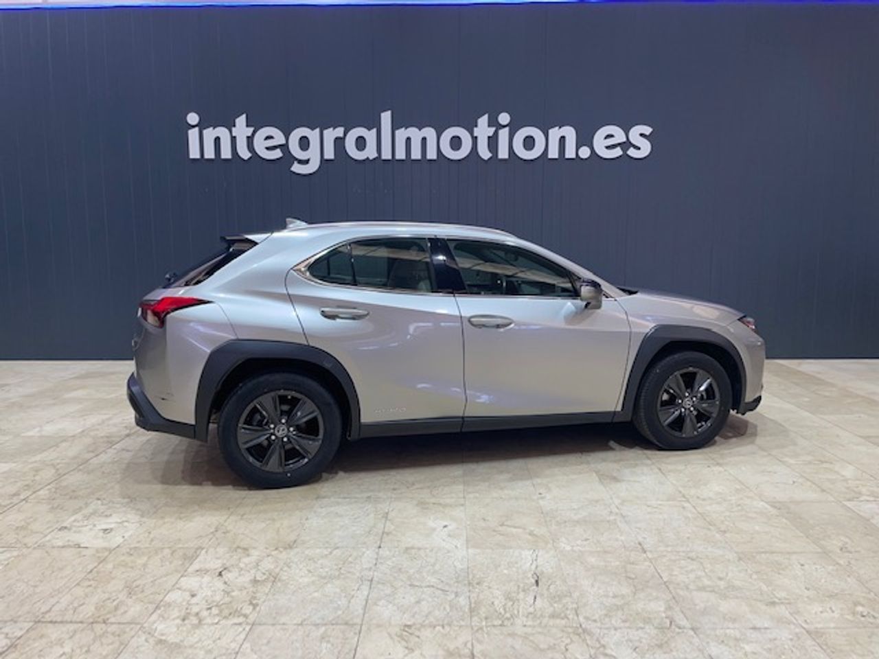 Foto Lexus UX 13