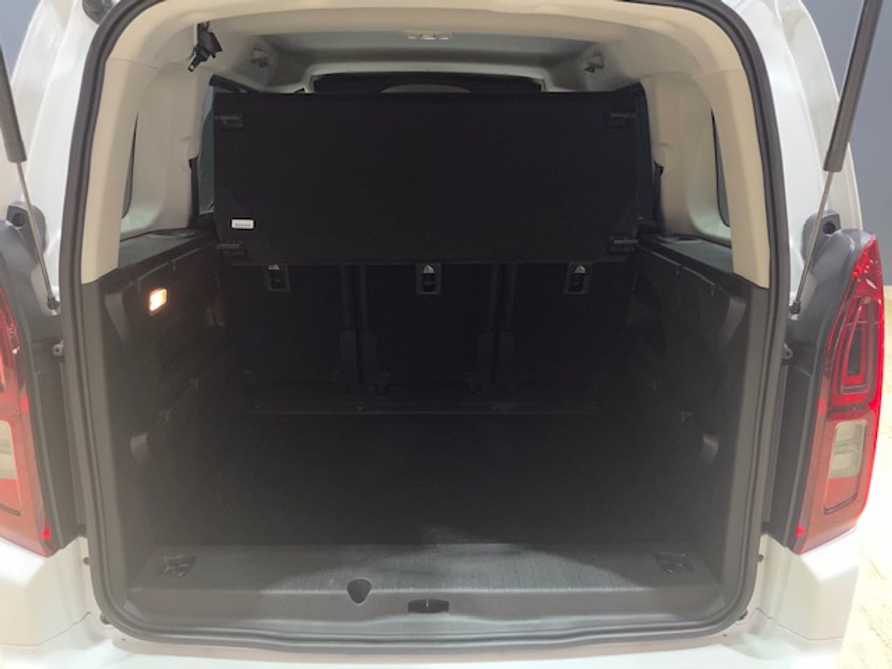 Foto Toyota Proace Verso 14