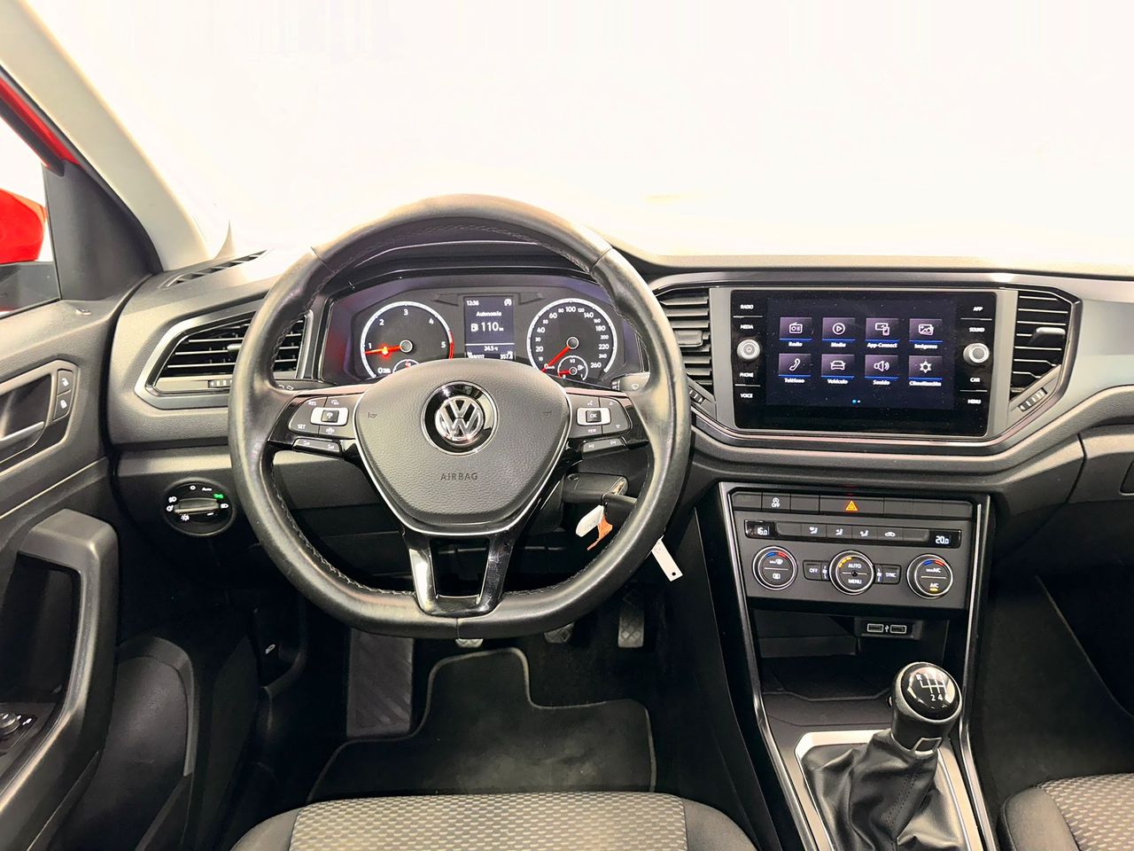 Foto Volkswagen T-Roc 12