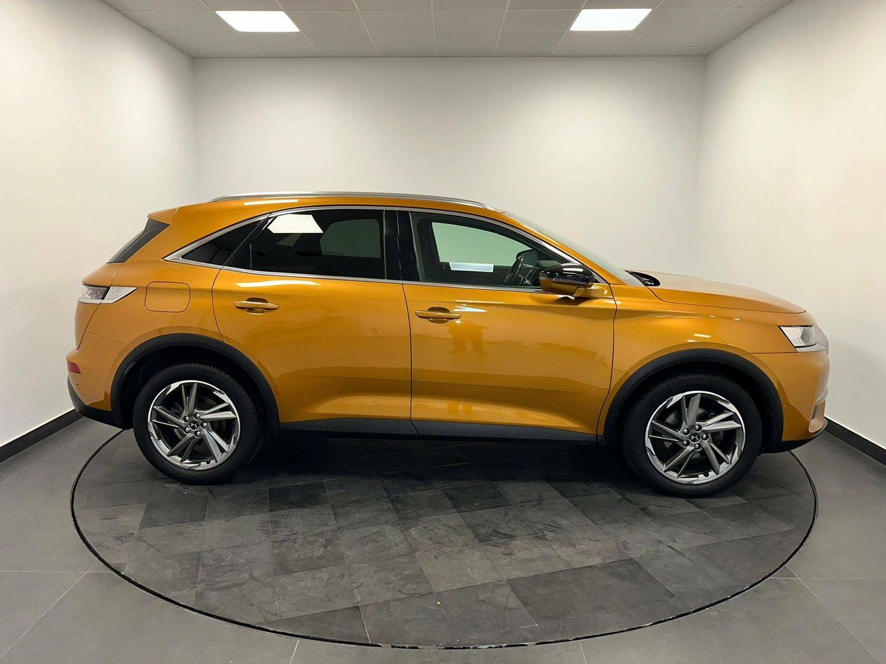 Foto DS Automobiles DS 7 Crossback 8