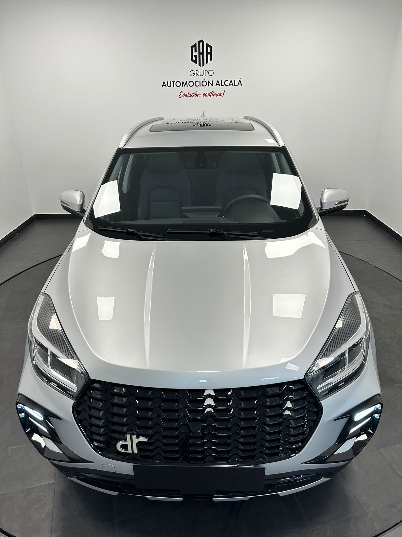 Foto DR Automobiles DR5 3