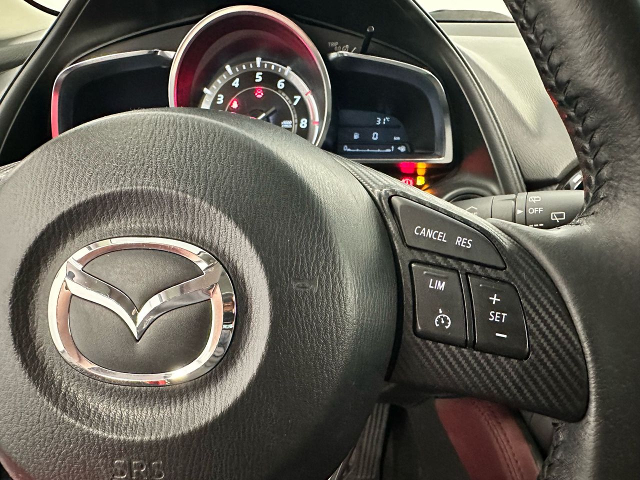 Foto Mazda CX-3 16