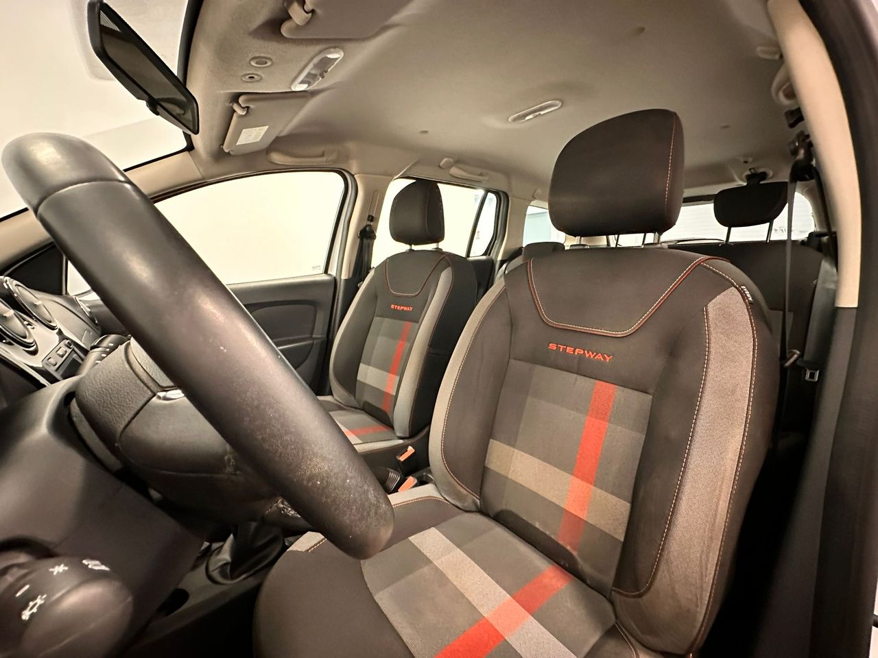 Foto Dacia Logan 35