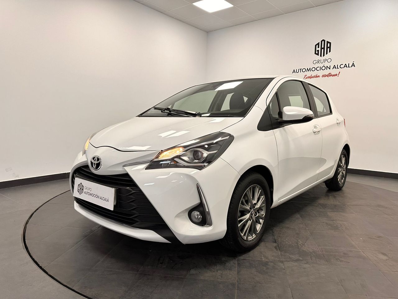 Foto Toyota Yaris 1