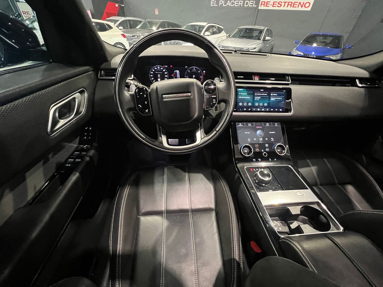 Foto Land-Rover Range Rover Velar 15