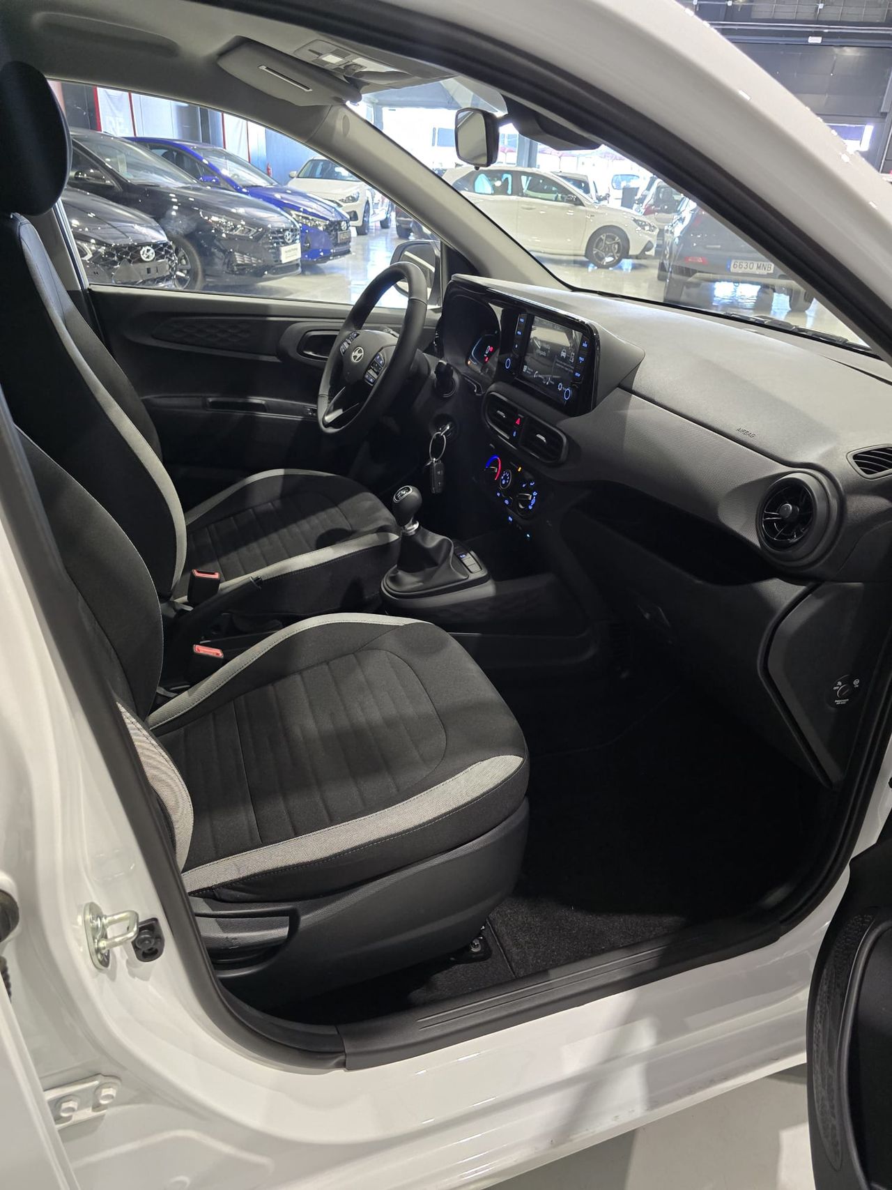 Foto Hyundai i10 6