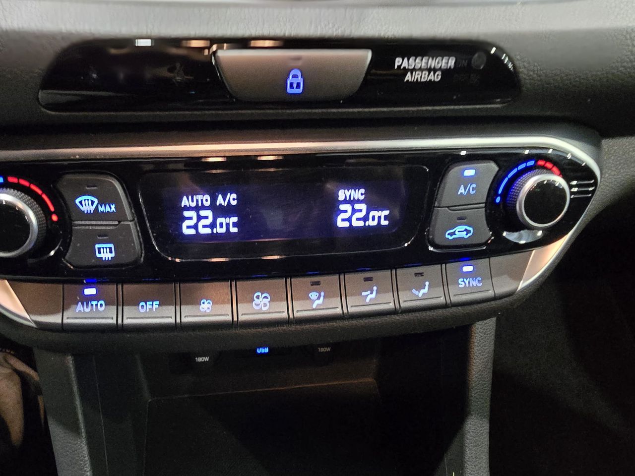 Foto Hyundai i30 21