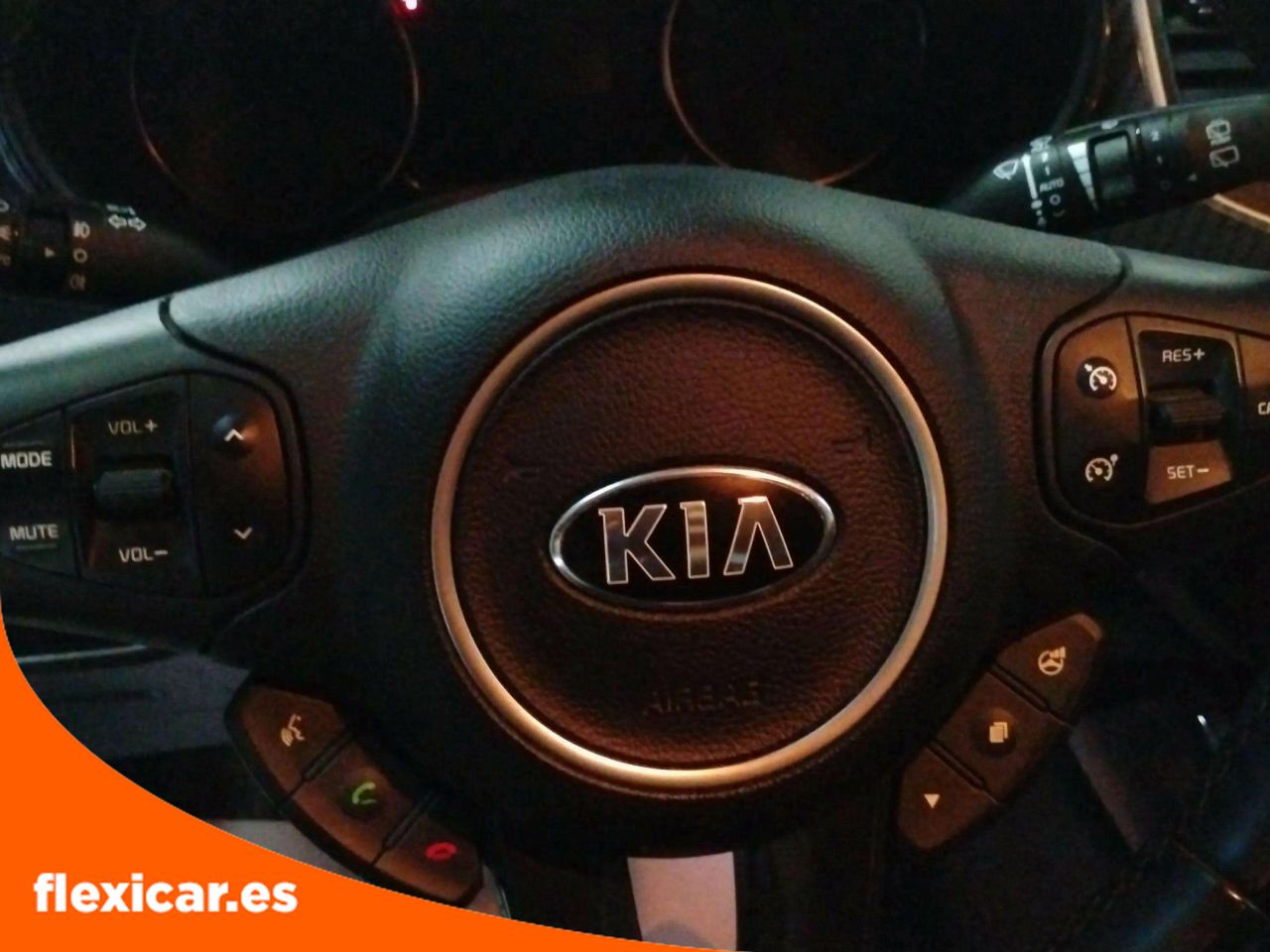 Foto Kia Carens 21