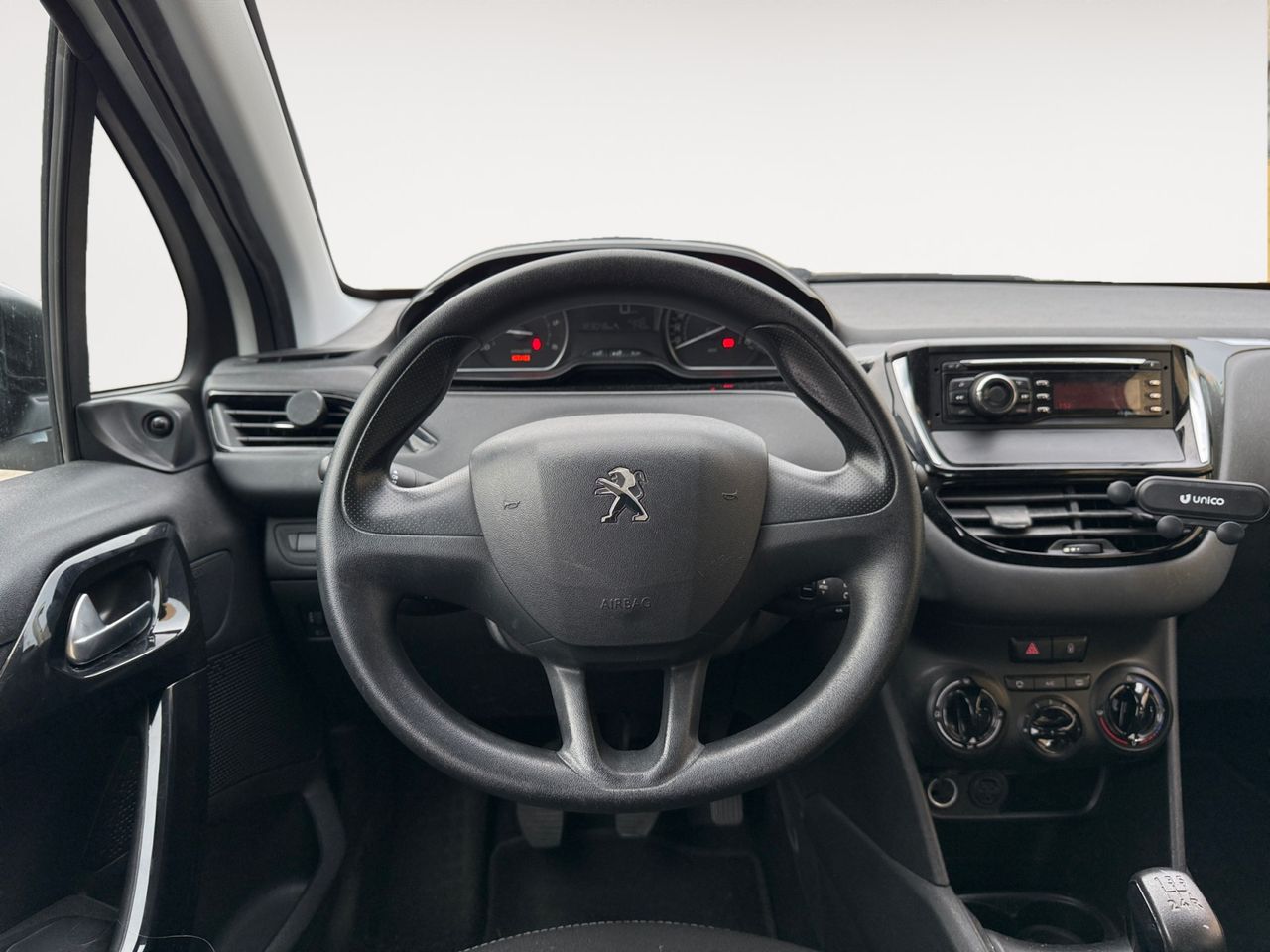 Foto Peugeot 208 9