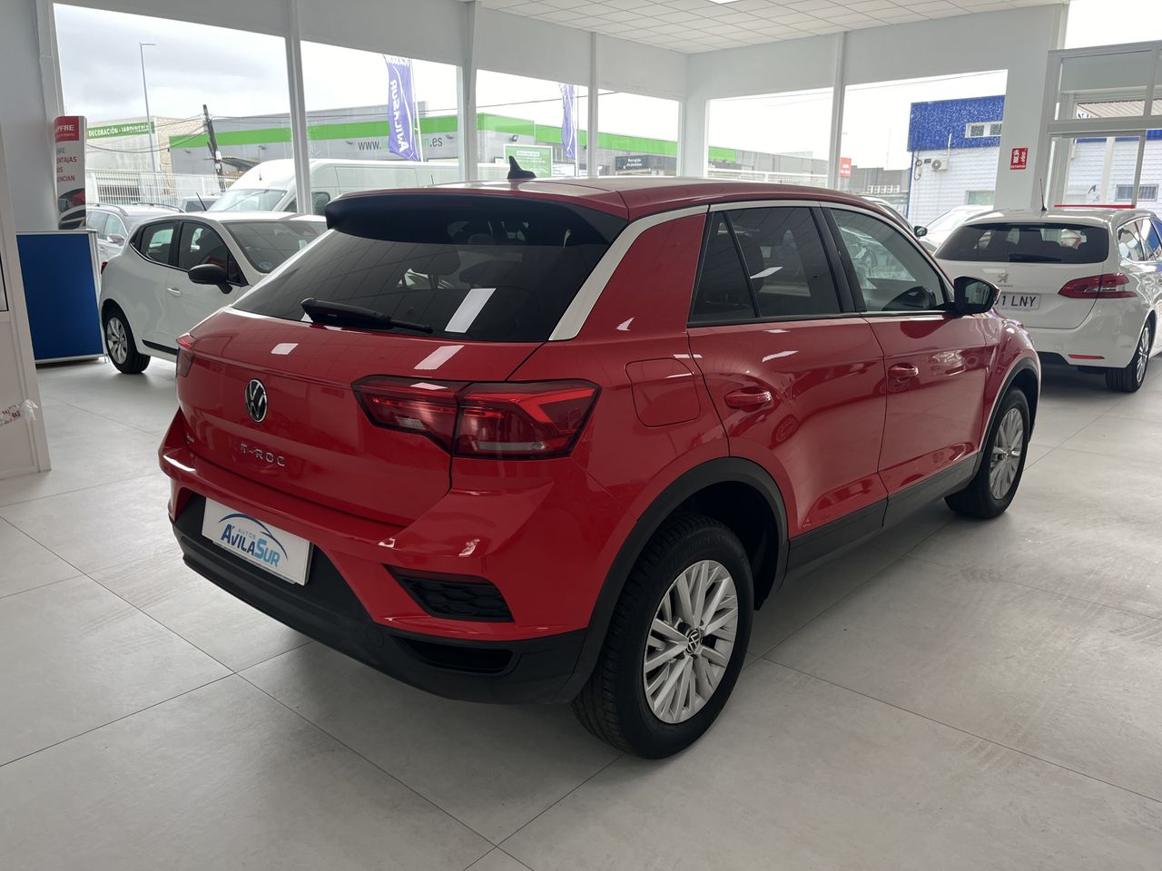 Foto Volkswagen T-Roc 6