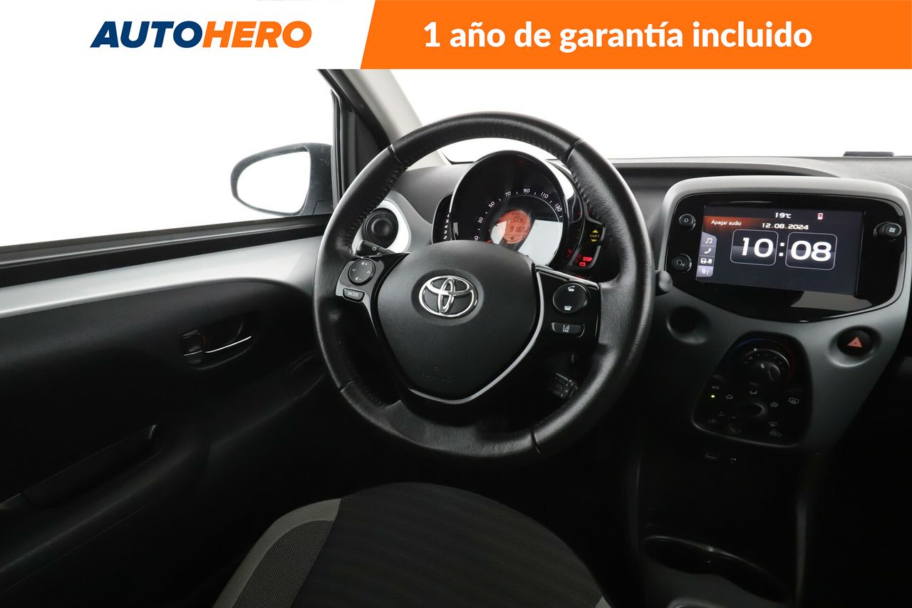 Foto Toyota Aygo 13