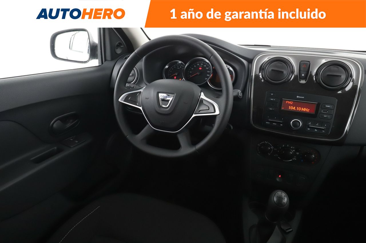 Foto Dacia Sandero 14