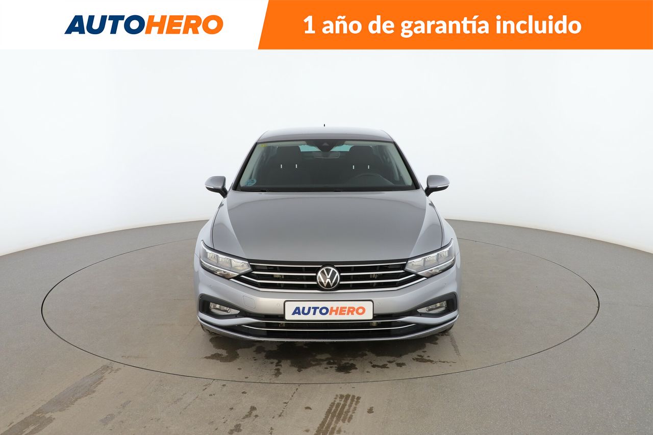 Foto Volkswagen Passat 9