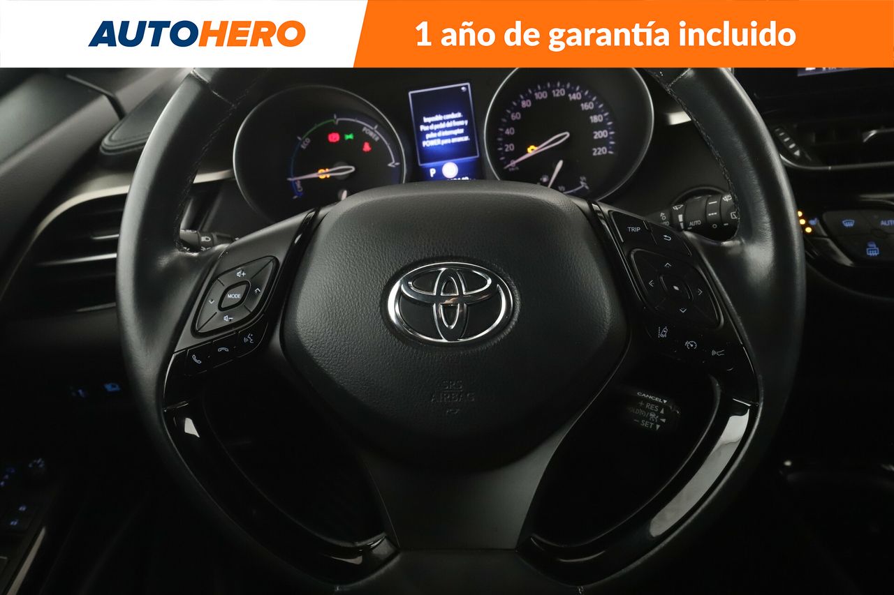 Foto Toyota C-HR 20