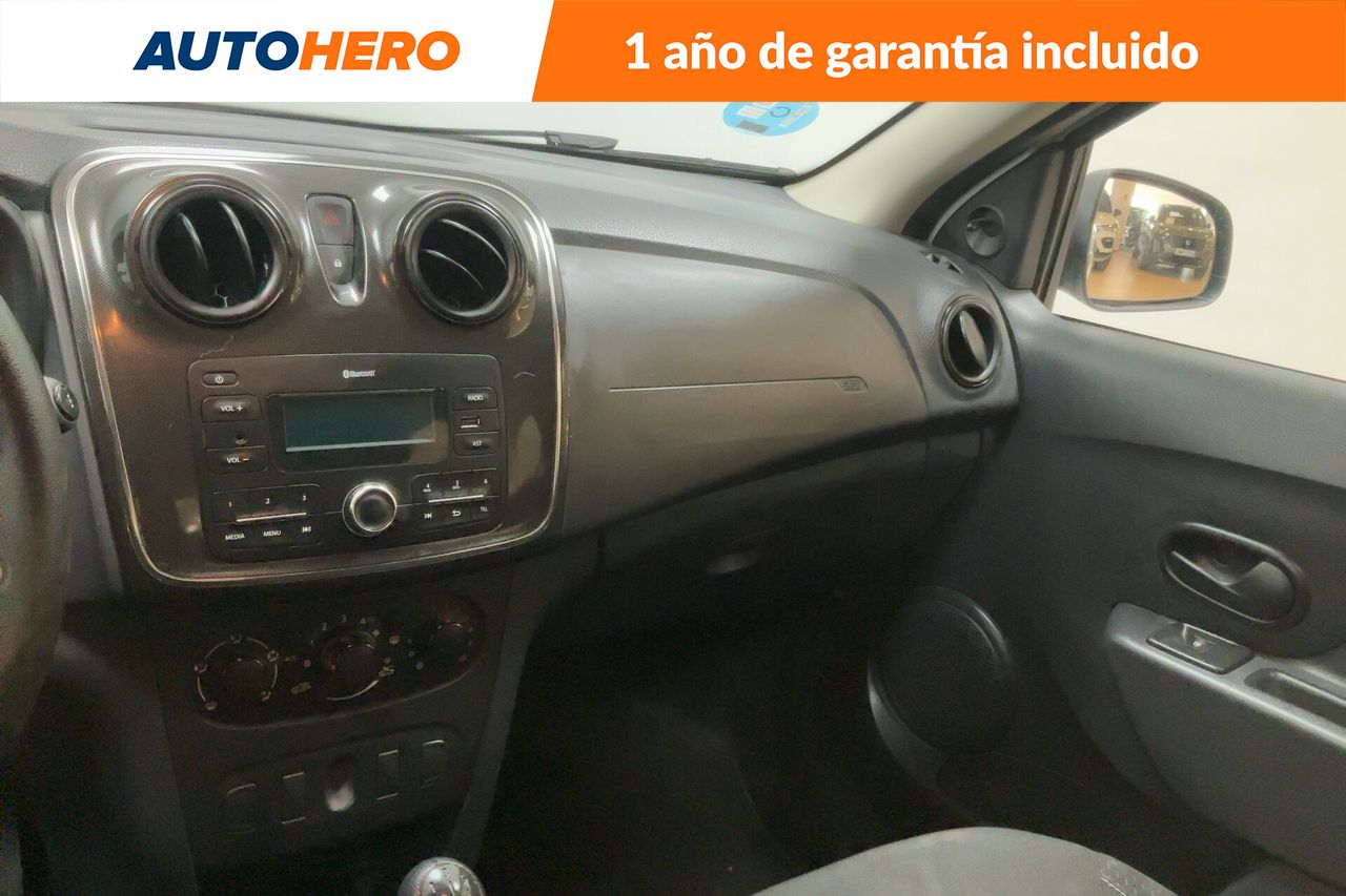 Foto Dacia Sandero 24