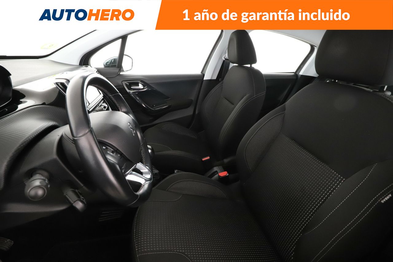 Foto Peugeot 208 11