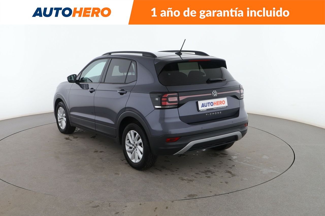 Foto Volkswagen T-Cross 4