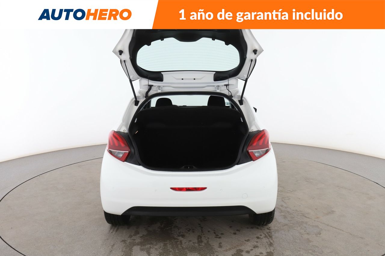 Foto Peugeot 208 16