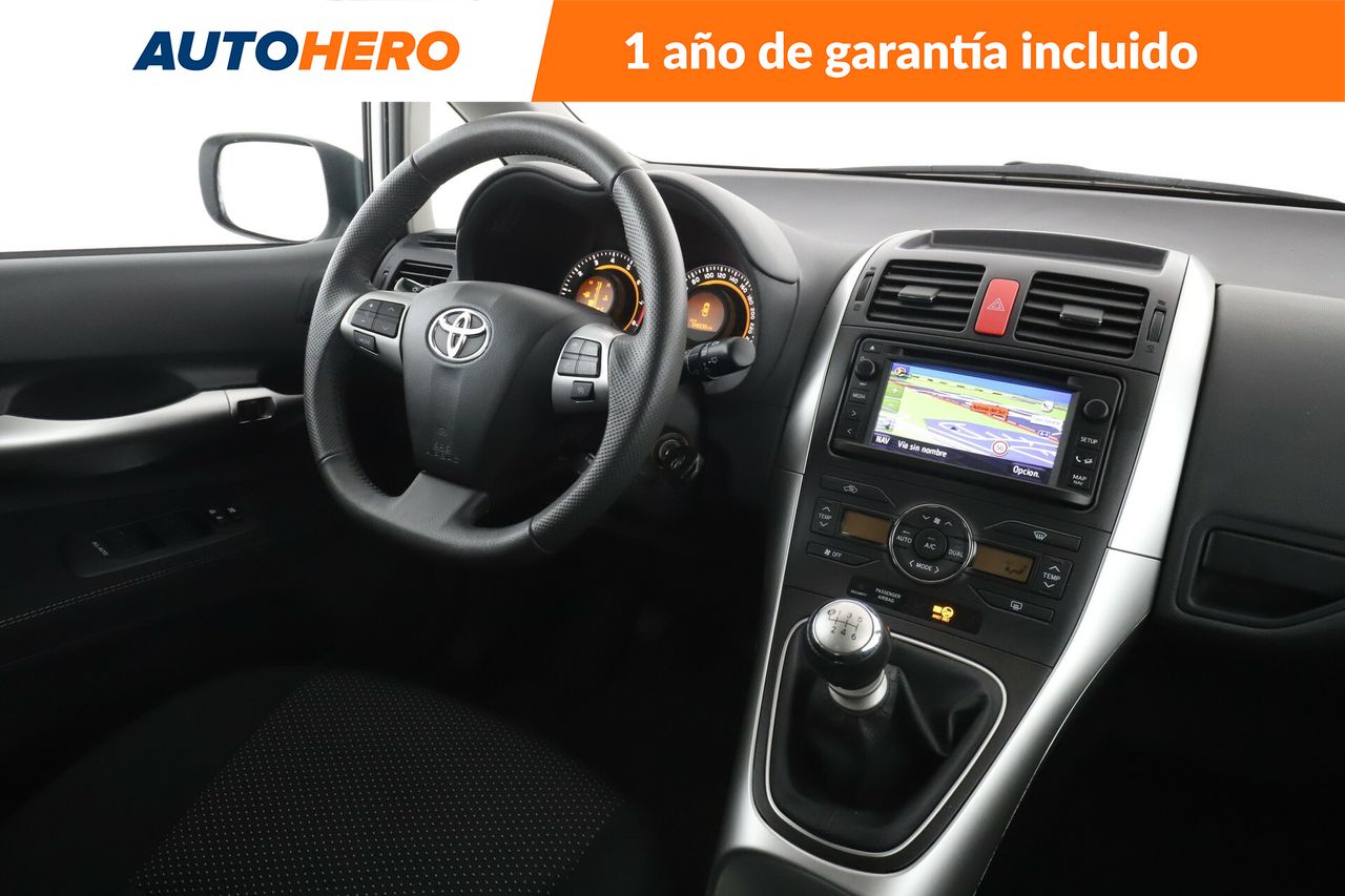 Foto Toyota Auris 14