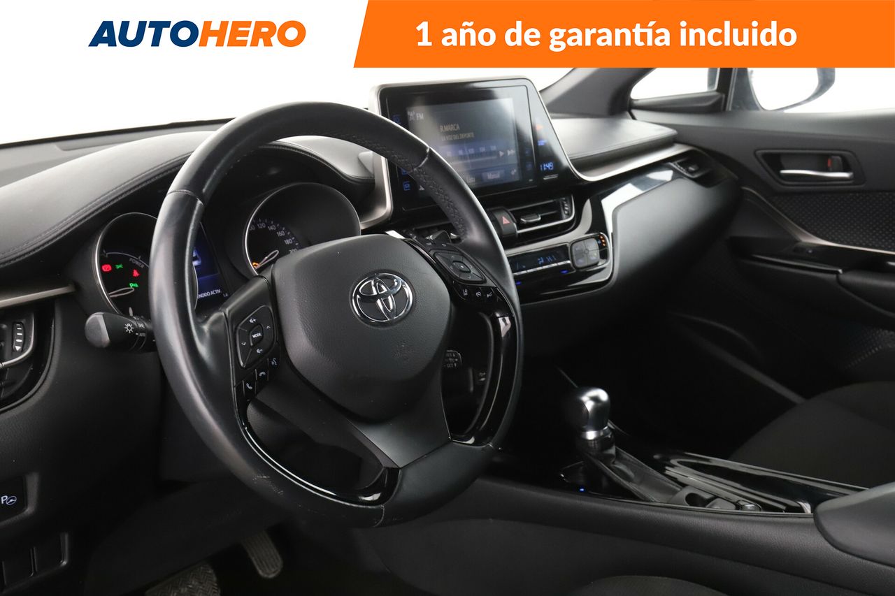 Foto Toyota C-HR 12