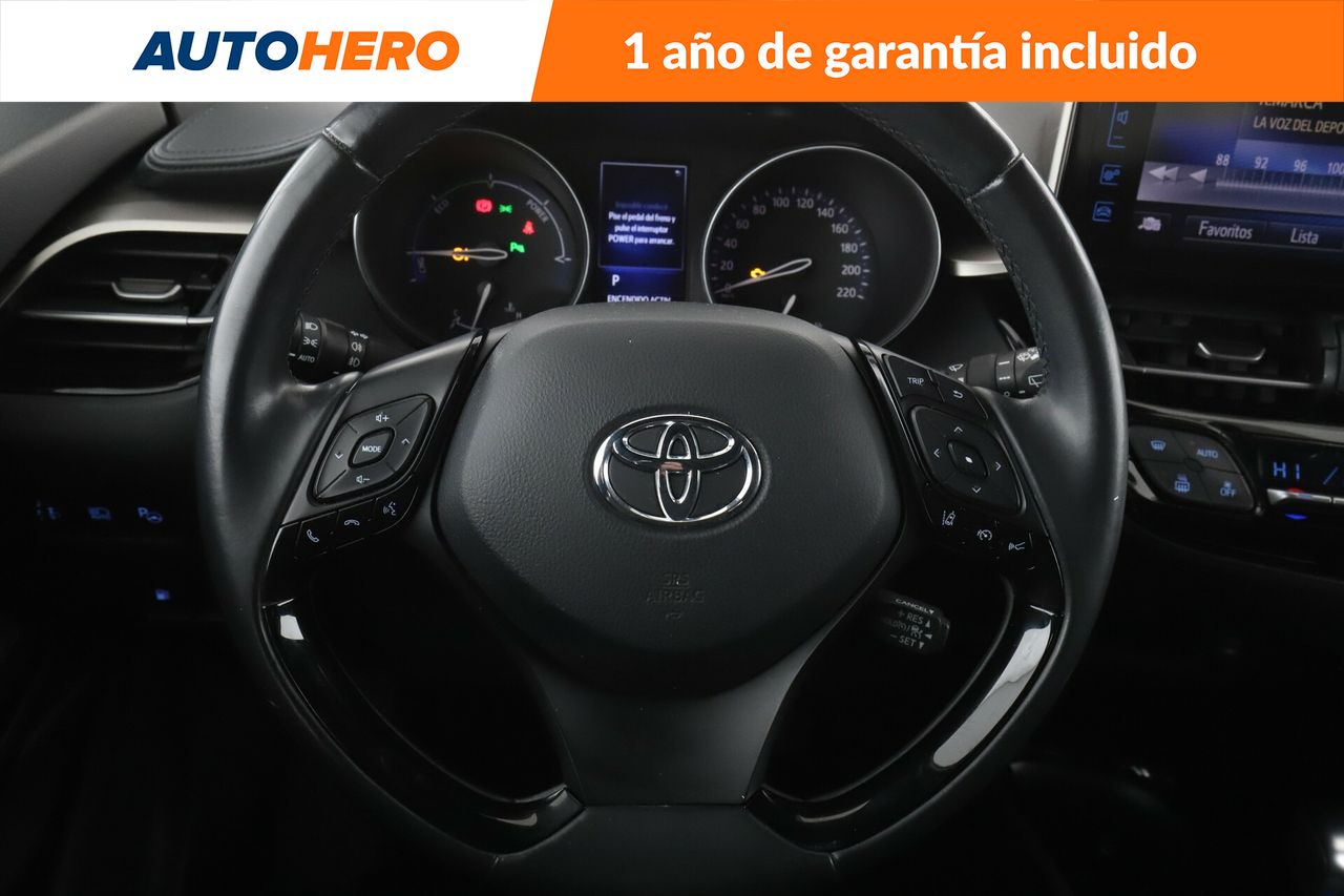 Foto Toyota C-HR 20