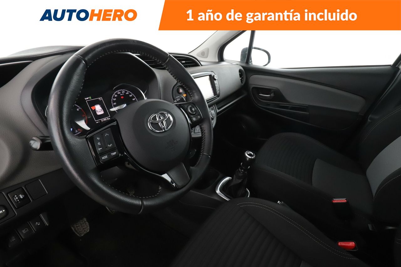 Foto Toyota Yaris 12