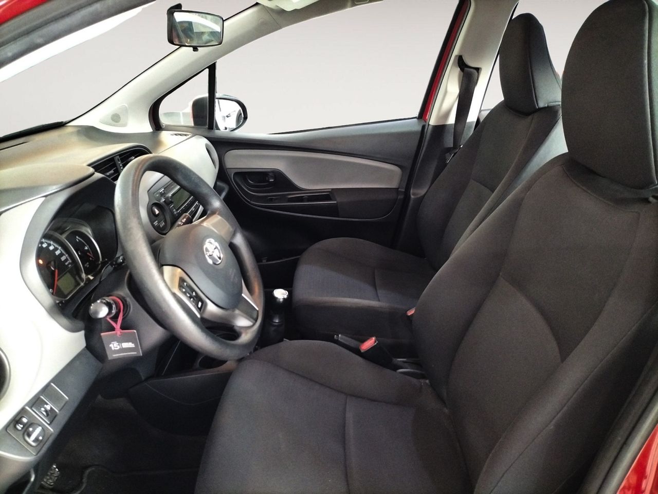 Foto Toyota Yaris 8