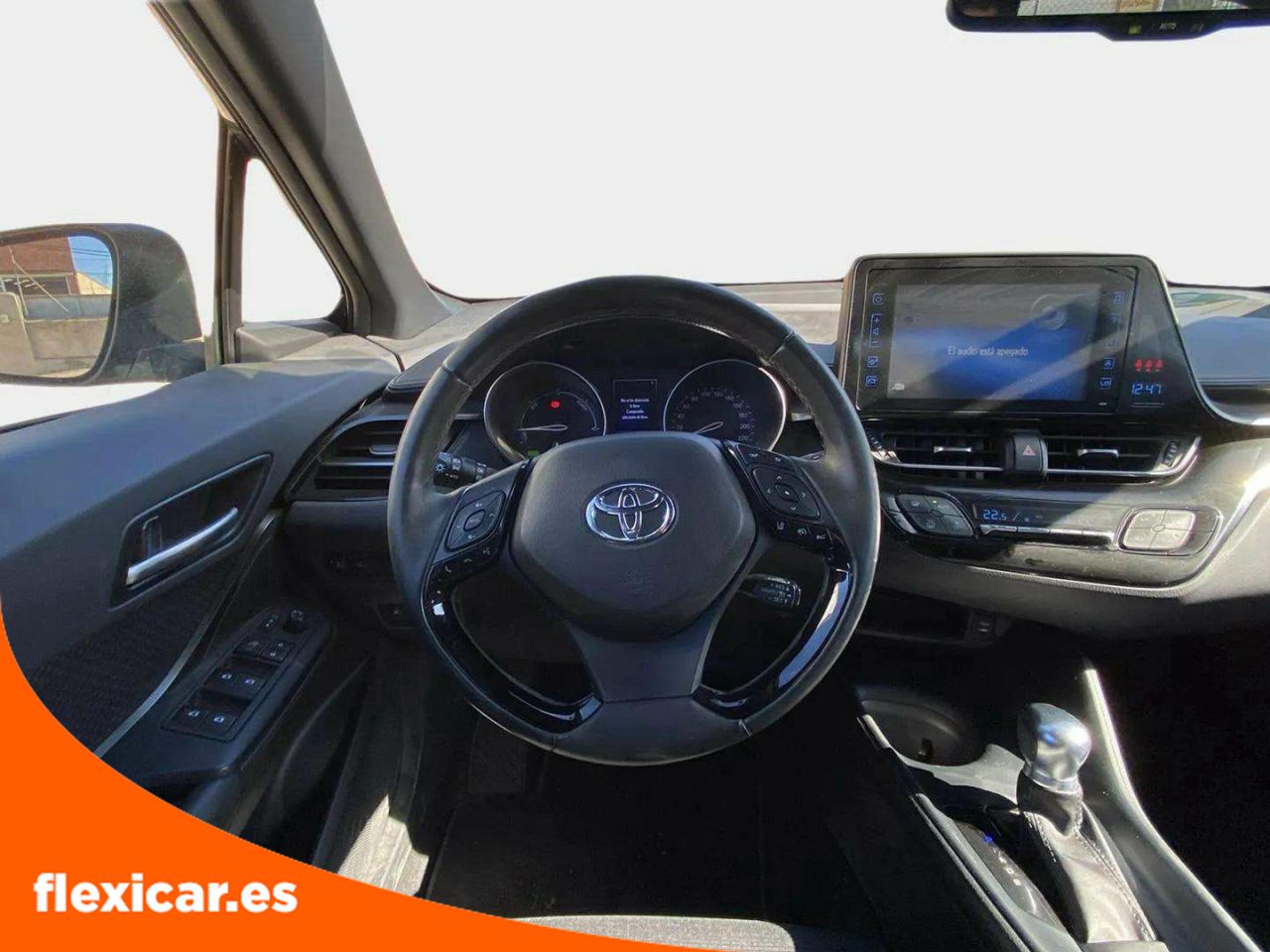 Foto Toyota C-HR 15