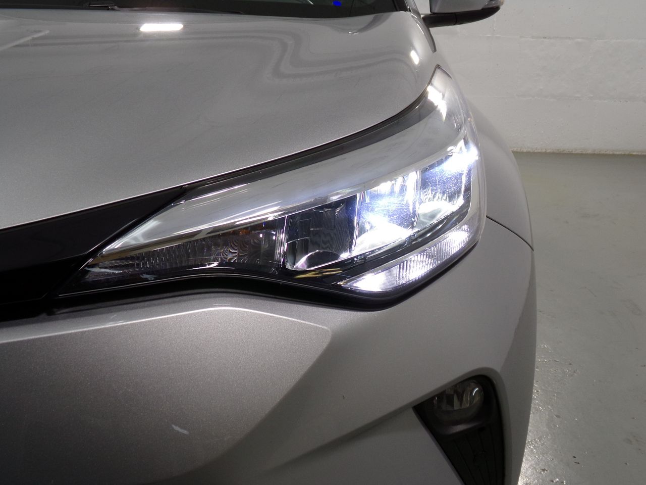 Foto Toyota C-HR 19