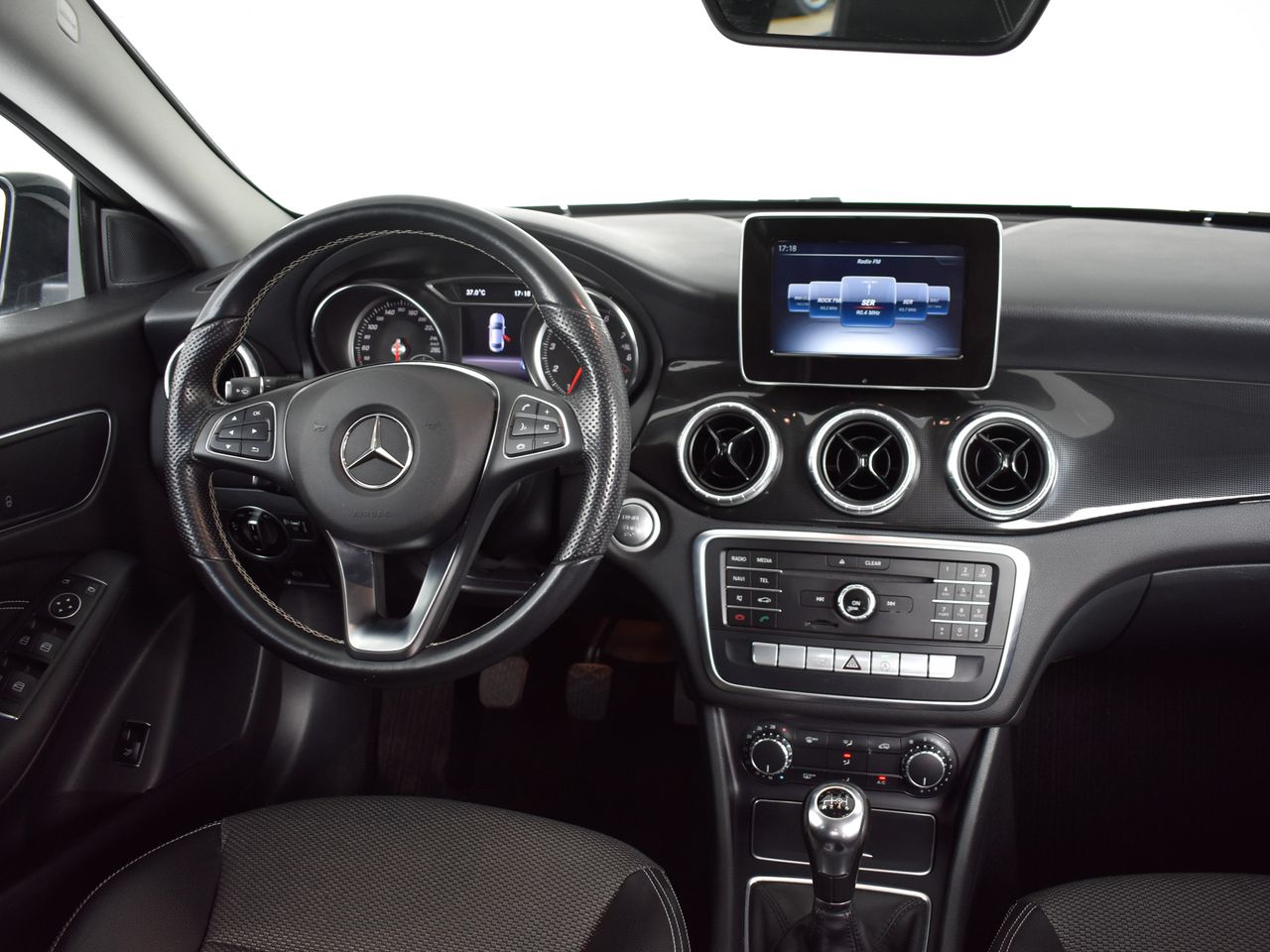 Foto Mercedes-Benz Clase CLA 7