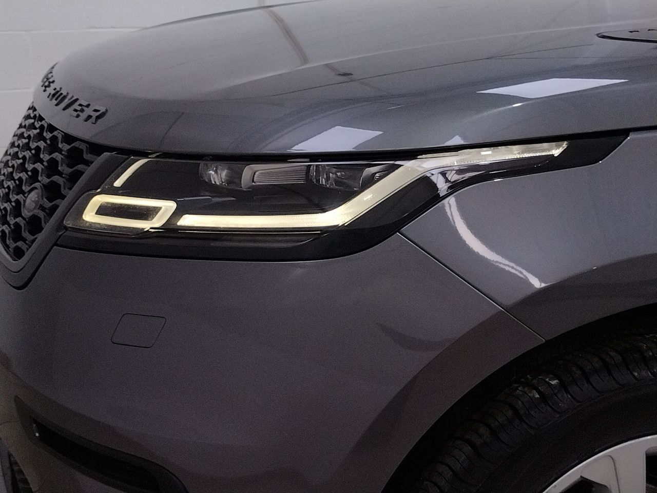 Foto Land-Rover Range Rover Velar 30