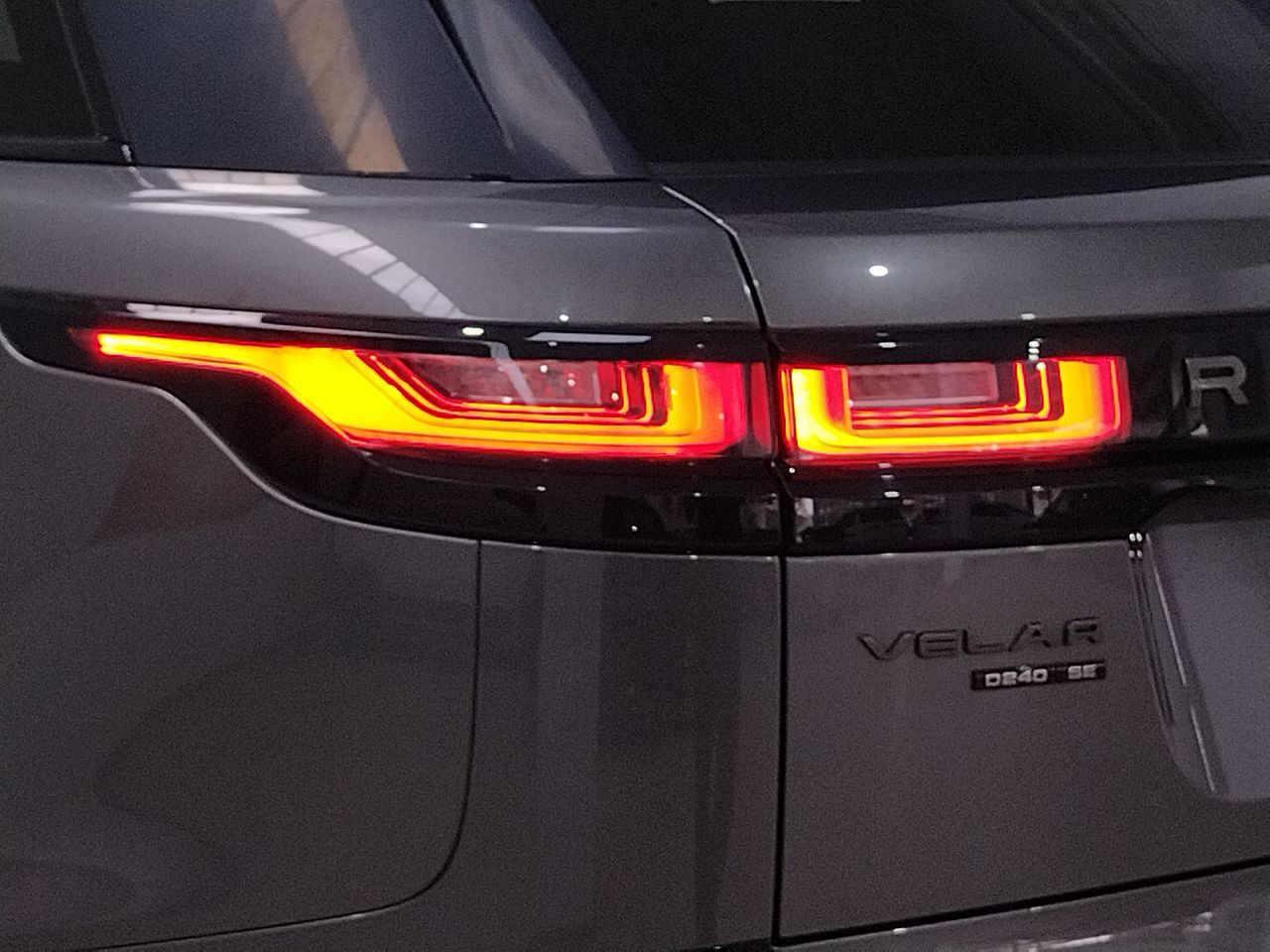 Foto Land-Rover Range Rover Velar 31