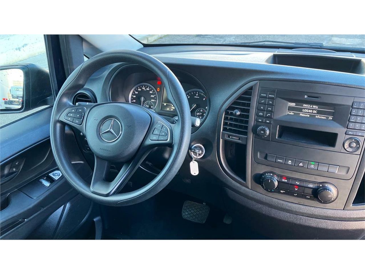 Foto Mercedes-Benz Vito 10