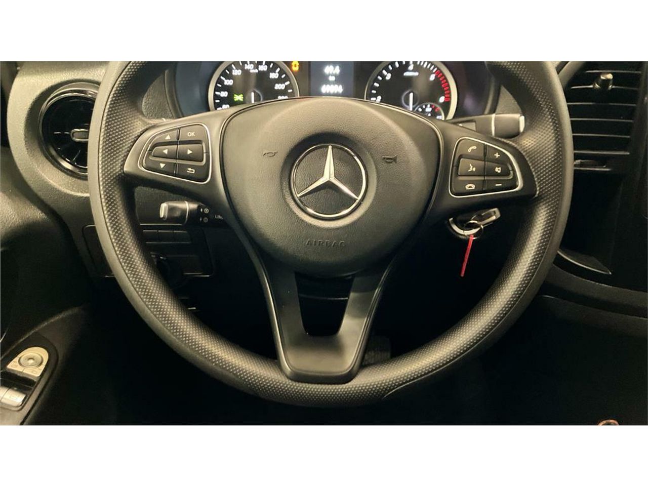 Foto Mercedes-Benz Vito 9