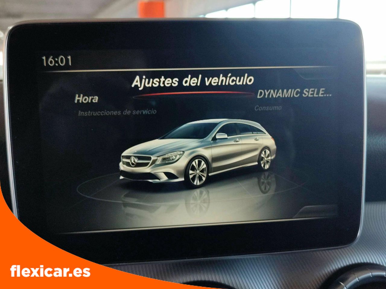 Foto Mercedes-Benz Clase CLA 24