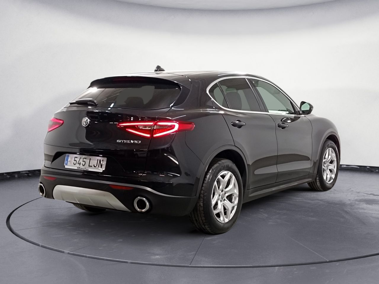 Foto Alfa Romeo Stelvio 2