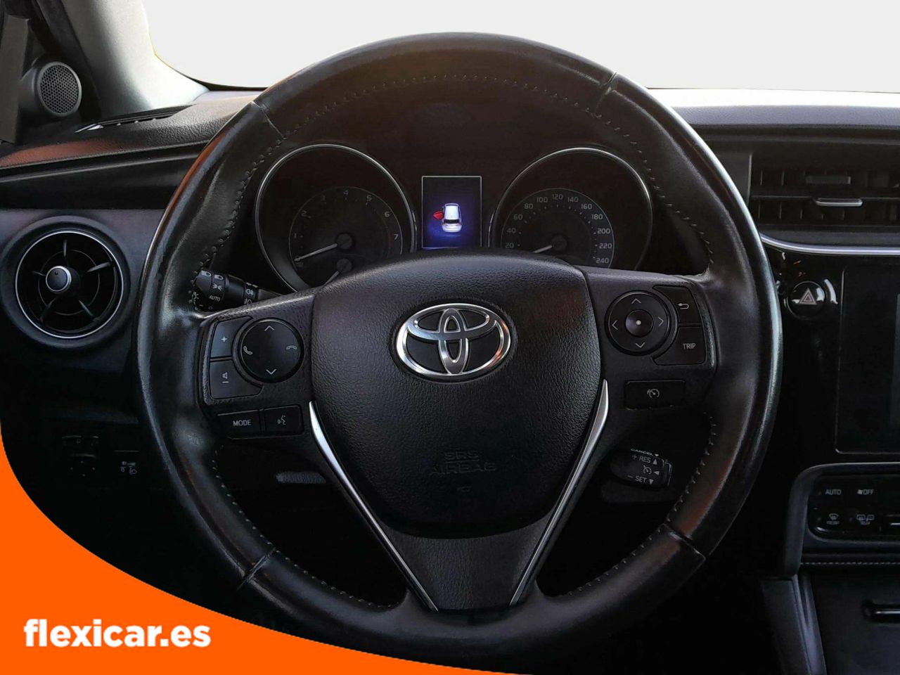 Foto Toyota Auris 11