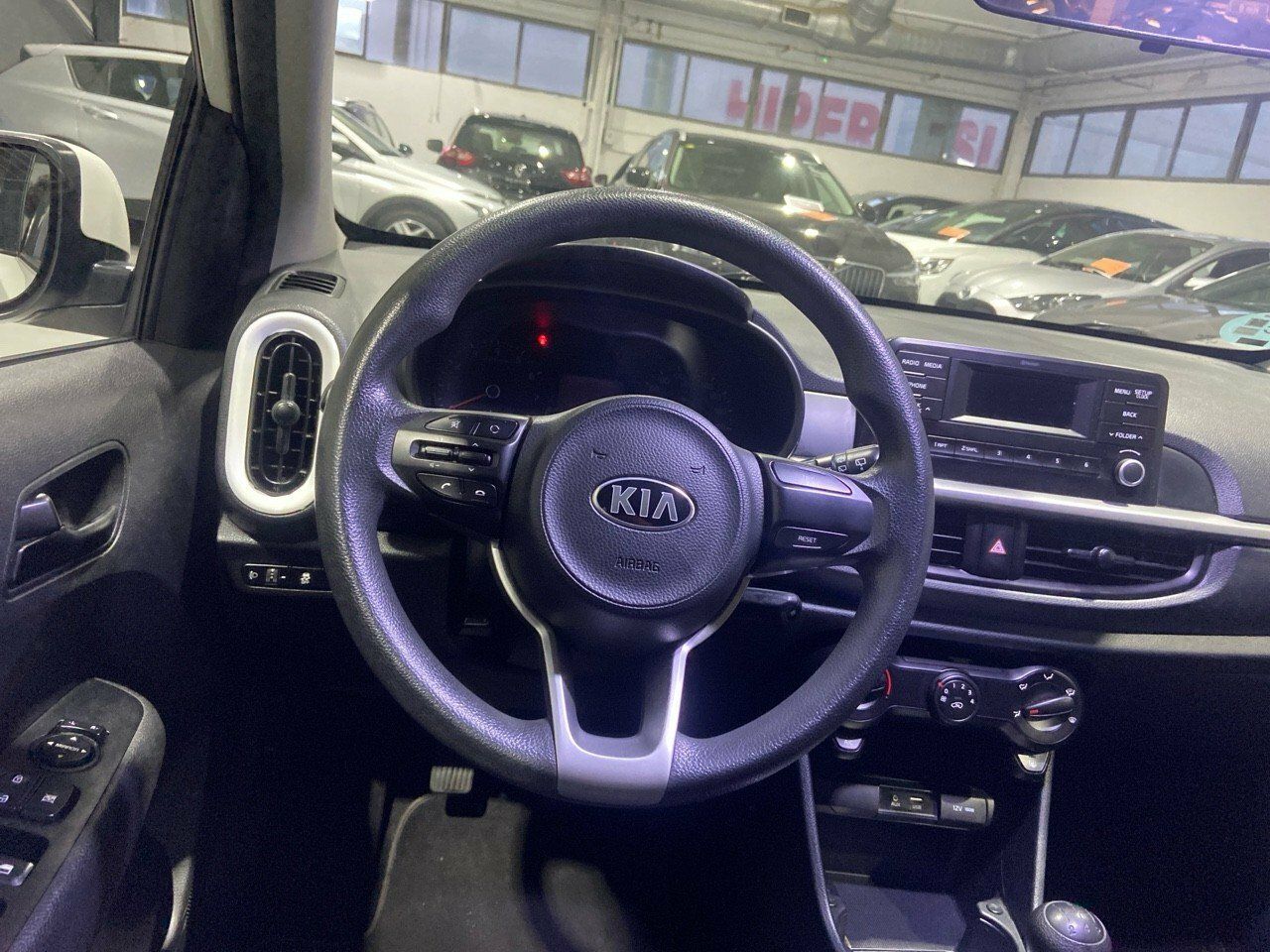 Foto Kia Picanto 11