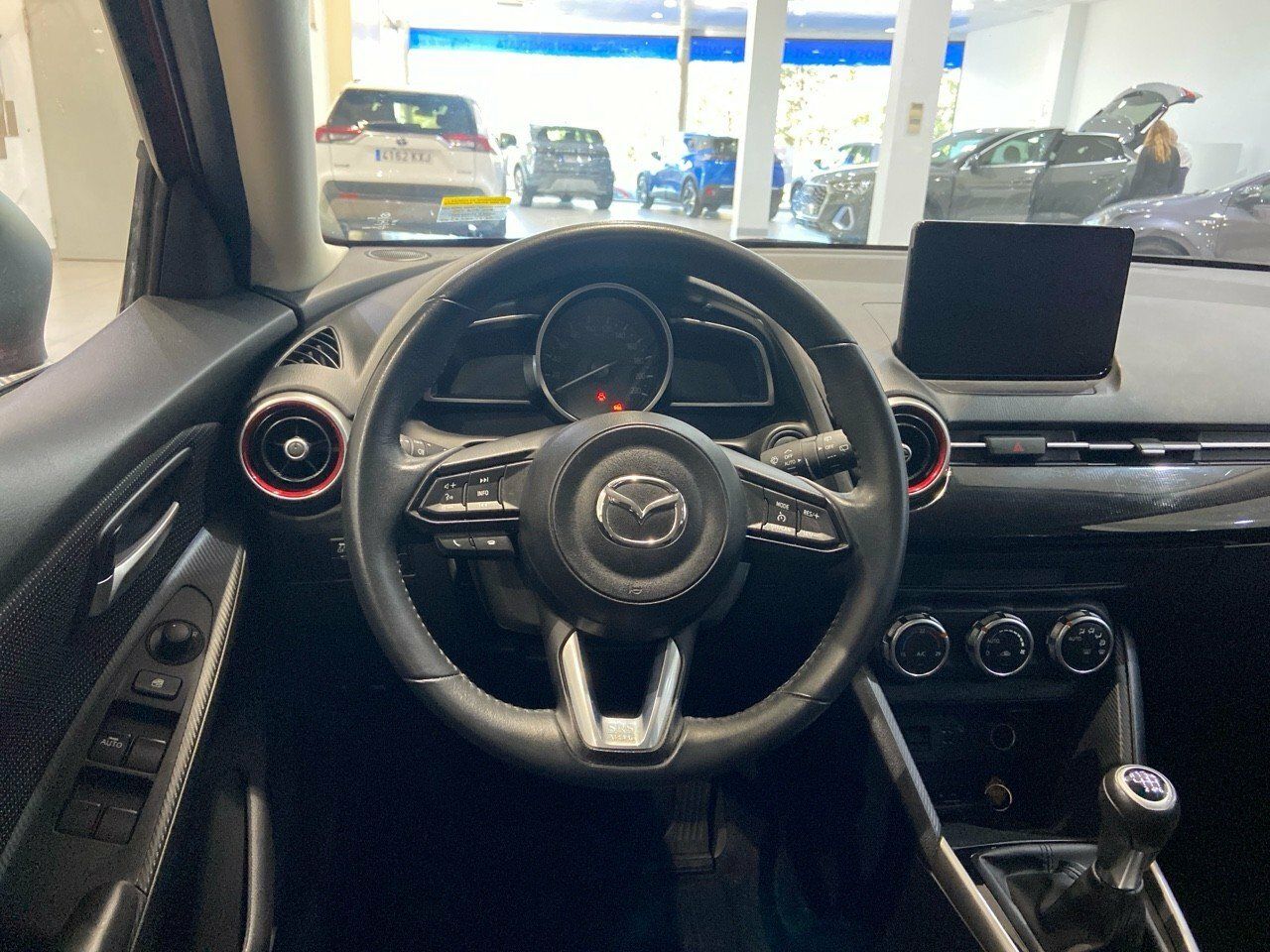 Foto Mazda Mazda2 11